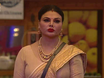 Bigg Boss Marathi 4: Rakhi Sawant gets emotional after becoming the finalist of the season, says, "people treat me here with dignity and respect"