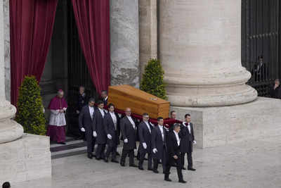 Pope Francis holds funeral of predecessor Benedict XVI as thousands mourn