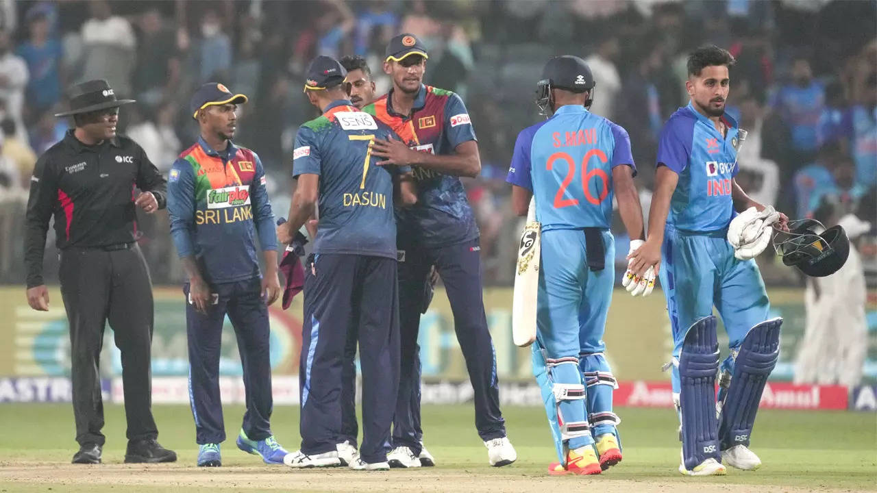 India vs Sri Lanka 2nd T20I Highlights Axar Patel, Suryakumar Yadav heroics go in vain as all-round Dasun Shanaka keeps series alive Cricket News