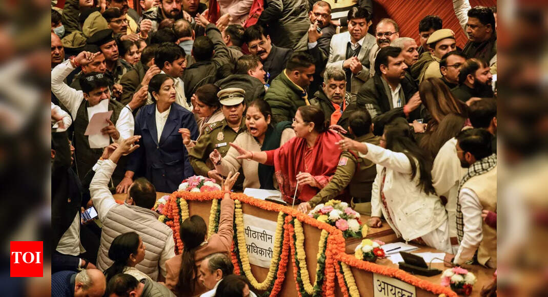 Live: Delhi MCD mayor elections