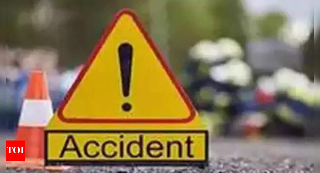 जोधपुर में बस-ट्रक की टक्कर में 4 की मौत, कई घायल |  जयपुर समाचार – टाइम्स ऑफ इंडिया
