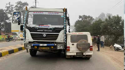 Mining official vehicle hit by tipper in Haryana's Ambala, case registered