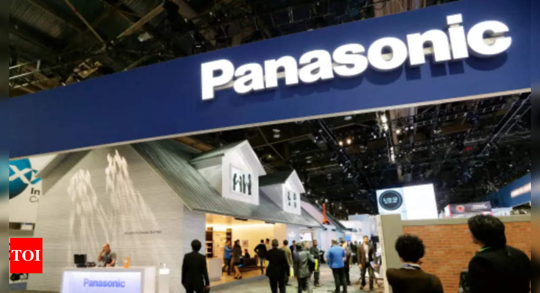 CES 2023: Panasonic announces Lumix DLSRs, Technics turntable, headphones and more – Times of India