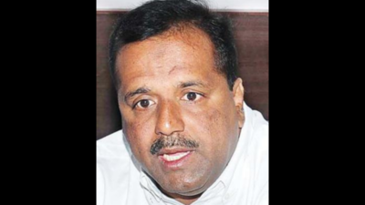 BJP plays 'photo politics': UT Khader