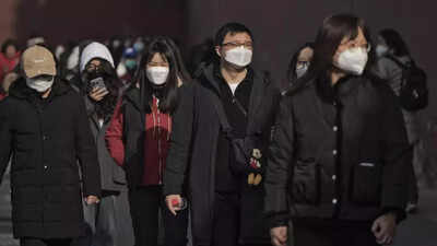 Chinese travelers rush to take advantage of reopening