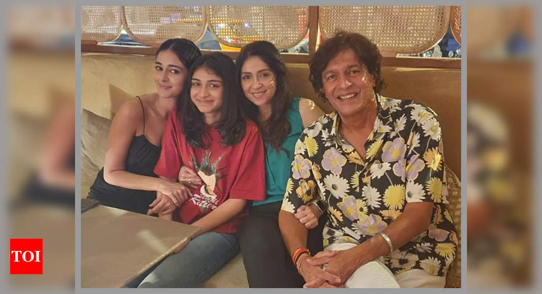 Ananya Panday shares photos from her dinner date with family and they are all things love – Times of India