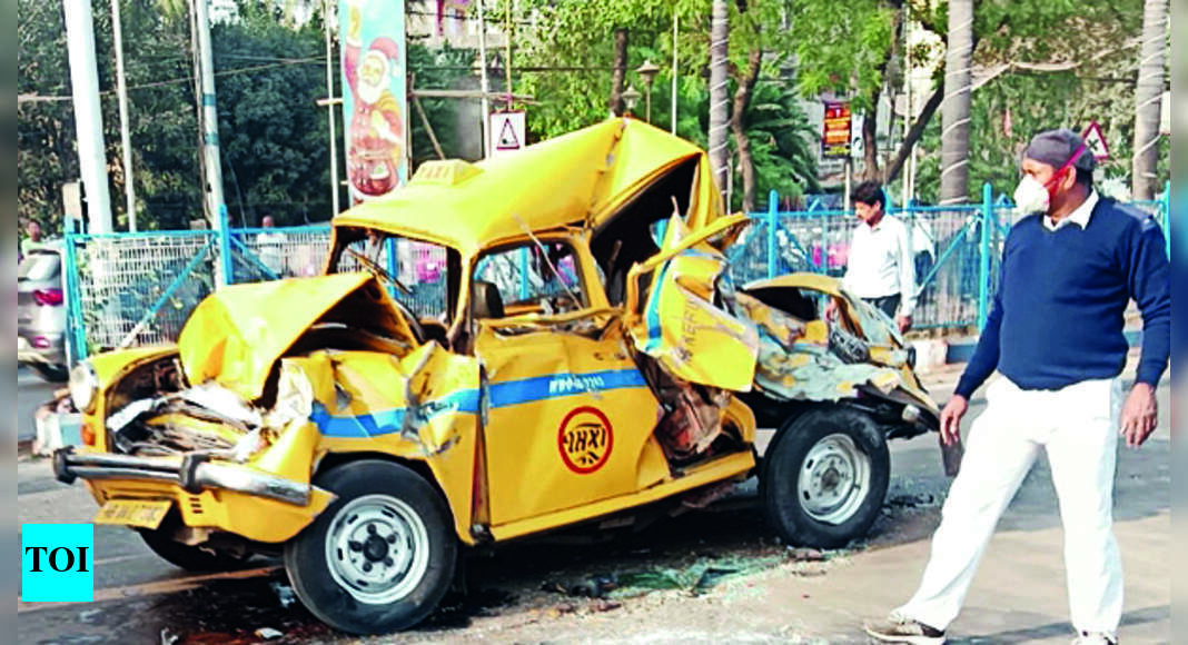 Two Killed, Nine Injured In Four Accidents Across City | Kolkata News ...