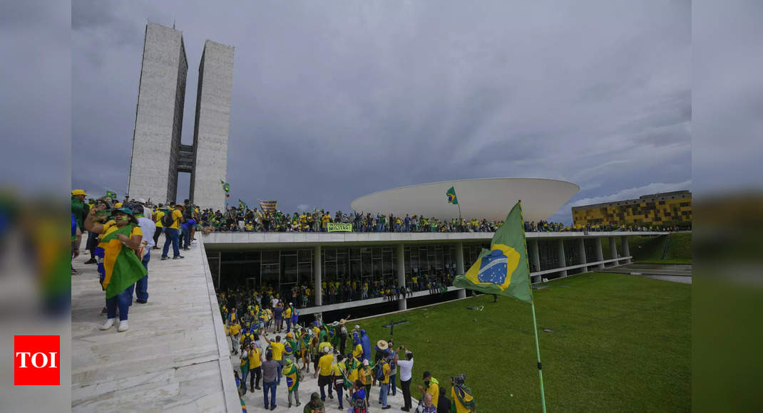 Bolsonaro supporters storm Brazil's presidential palace, Congress