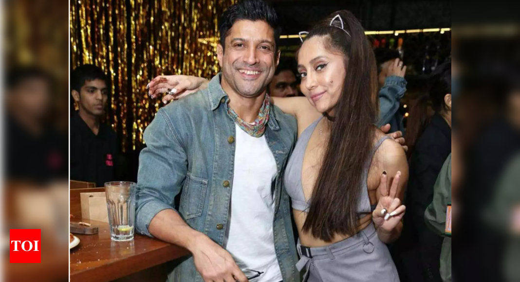 Anusha Dandekar and brother-in-law Farhan Akhtar ring in joint pre-birthday bash: See pics – Times of India