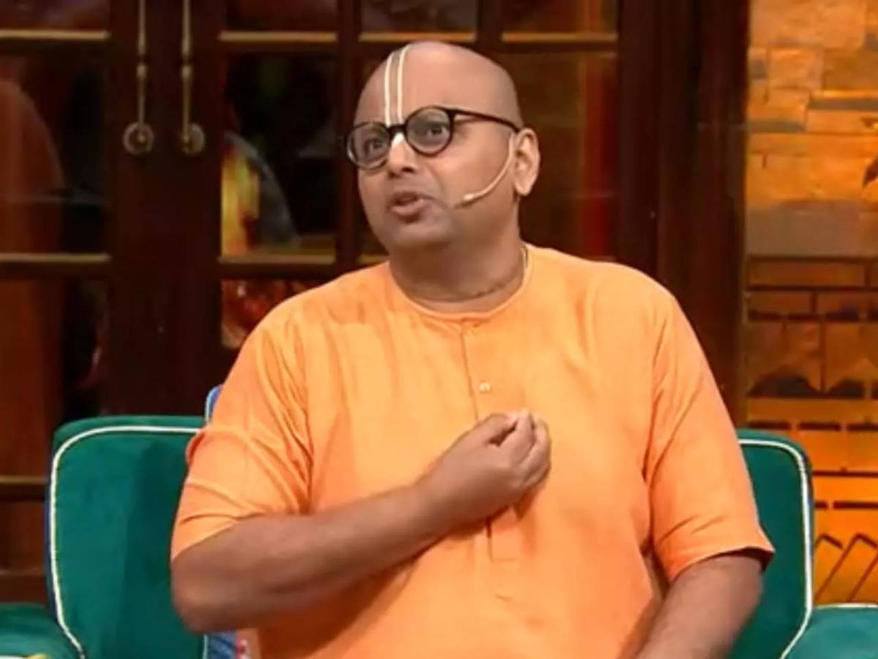 The Kapil Sharma Show: Kapil Sharma asks motivational speaker Gaur Gopal  Das about his love life; the latter says “thank God I don't have to sing Channa  Mereya to anyone” - Times
