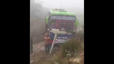 Three killed as bus falls off Agra-Lucknow Expressway in Kannauj district