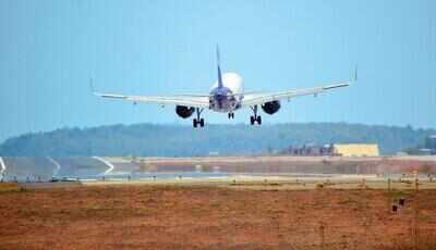 Fog hits flights in Delhi, flyers in Goa face 3-hour delays