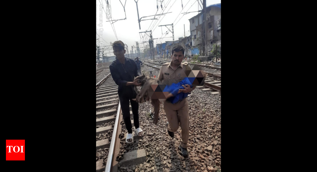 12-year-old boy falls off train. Saved by Mumbai cop, but loses a leg ...