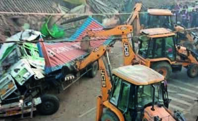 40 buffaloes killed as truck carrying them crashes into mosque in Mahoba