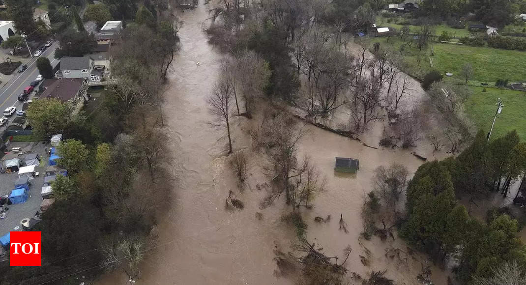 Duke University Press - When Rains Became Floods