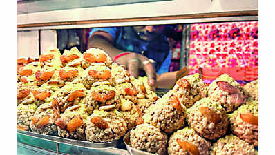 Foodies make most of Kolkata’s winter platter
