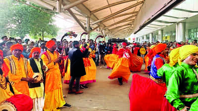Swiss tourists reach Kashi for 51-day cruise by Ganga Vilas