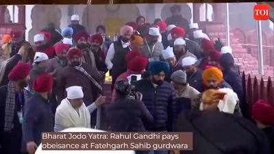 Rahul Gandhi visits Fatehgarh Sahib gurdwara before starting Punjab leg of Bharat Jodo Yatra