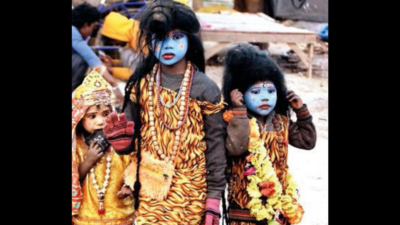 ‘Lord Shiva’ and ‘Bal Hanuman’ land at Magh Mela this year, not to bless but to seek