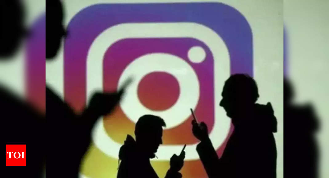 Instagram reportedly down, users say DM page not loading – Times of India