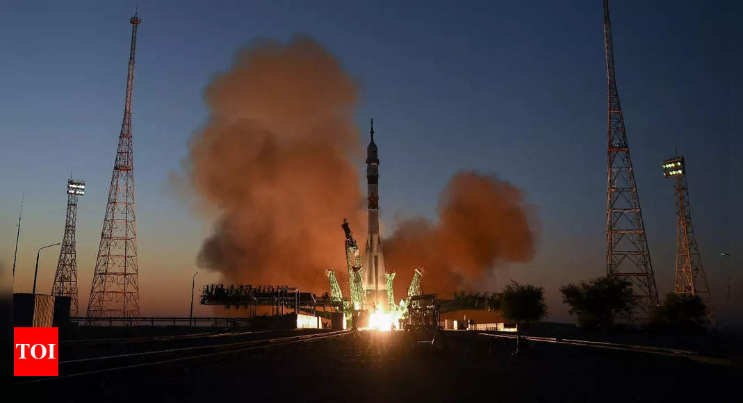 Russia says damaged Soyuz spacecraft ‘must’ return to Earth without crew – Times of India