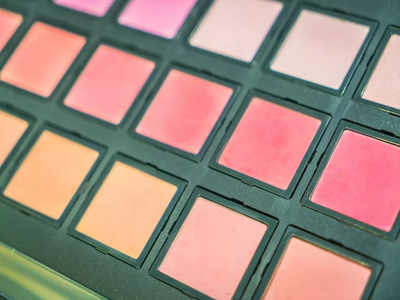 Top Peach Eyeshadow to Ace your Makeup Game Under Rs 1000