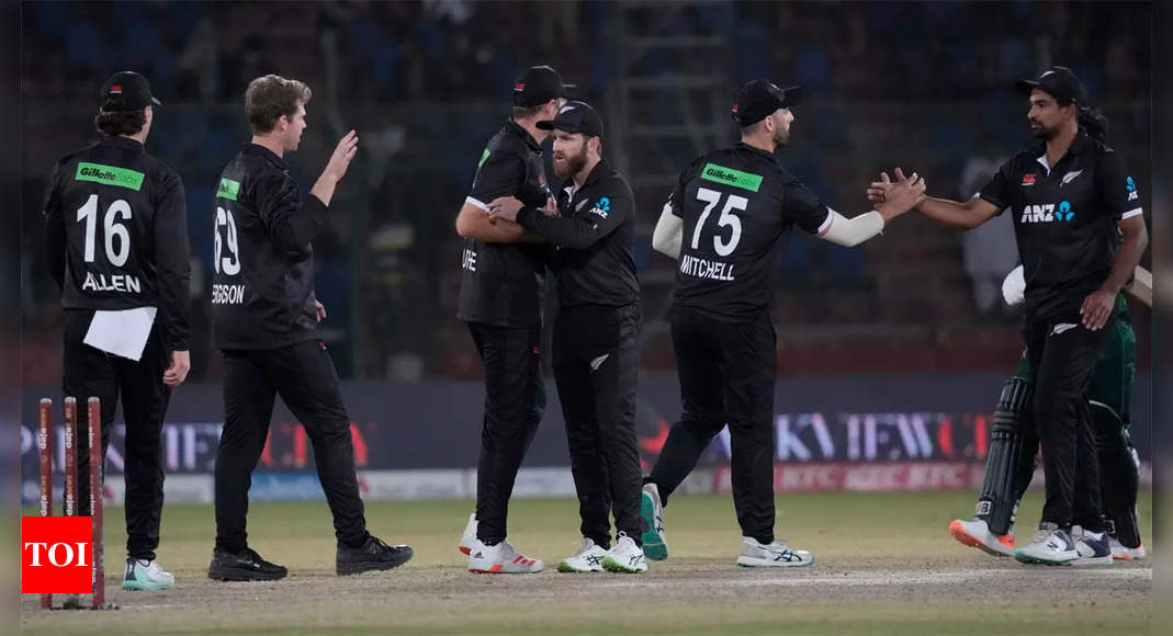 2nd ODI: New Zealand beat Pakistan to level series | Cricket News – Times of India