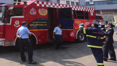 Mumbai: Fire breaks out at Dagadi Chawl, gangster Arun Gawli's former residence