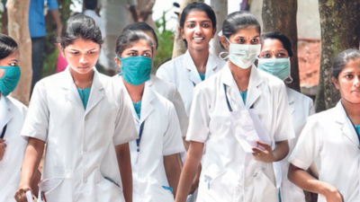 MBBS seats vacant, private colleges offer discounts in Maharashtra