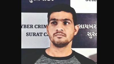 Sextortion racket: 31-year-old arrested for duping textile trader of Rs 17.62 lakh in Surat
