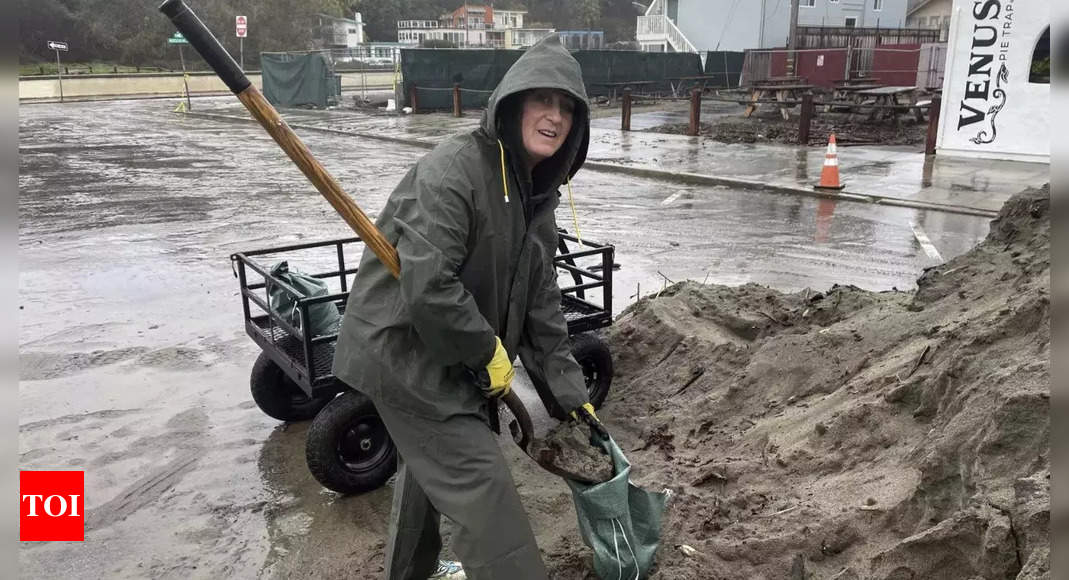 Storm-weary Californians clean up, brace for another torrent – Times of India