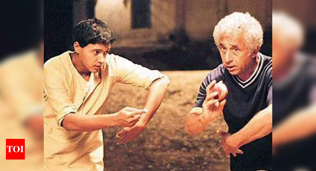 Shreyas Talpade says he was warned about Naseeruddin Shah’s temperamental nature; reveals he did a small role in ‘Aankhen’ because of Amitabh Bachchan – Times of India