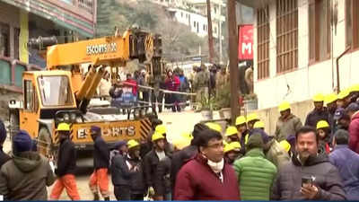 Joshimath land subsidence: Demolition team arrives at Hotel Malari Inn