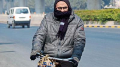 Gurugram: Minimum temperature in double digits, a first this month