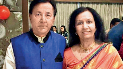 Elderly couple's 'suicide attempt' leaves wife dead, husband injured in Ahmedabad