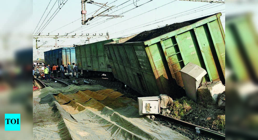 Kalamna: Four Wagons Of Coal-laden Rake Derail At Kalamna | - Times of ...