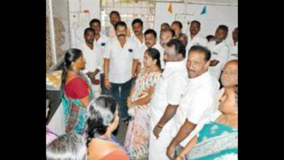 AIADMK cadres foil corporation’s bid to close Amma canteen in Salem