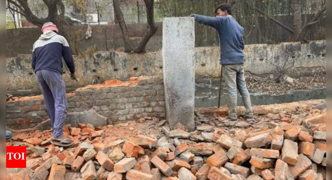 Work to cover Arun Vihar stormwater drain begins after decadelong wait