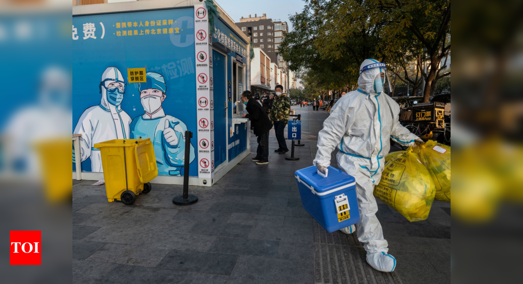 Coronavirus: la vague de Covid pourrait durer trois mois, prévient un vétéran du CDC chinois