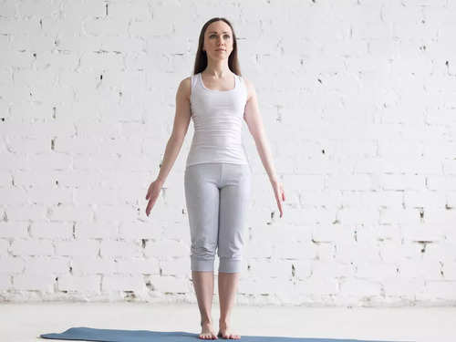 8 Yoga poses to strengthen your knees