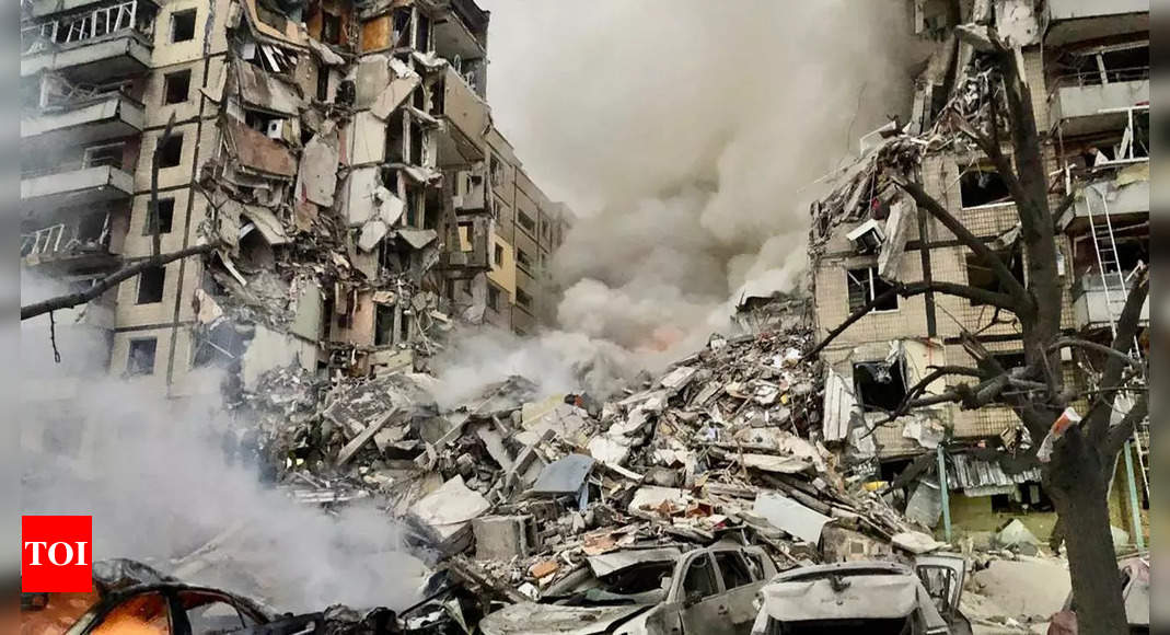 Russia-Ukraine war: Death toll from Russian strike on Dnipro apartment ...