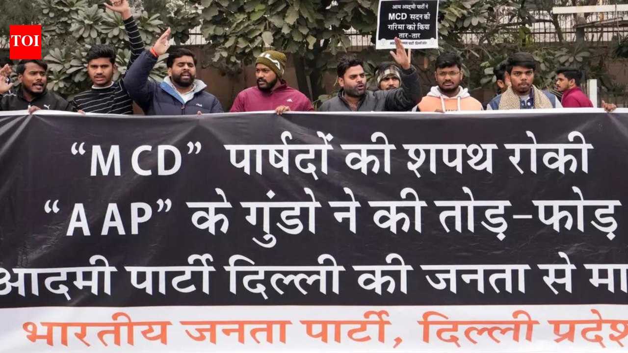 AAP workers hold protest outside Delhi LG’s residence over Finland ...
