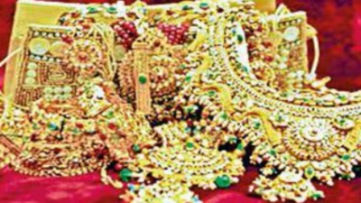 Gold prices hit a new high in India, breach Rs 58,000/10gm