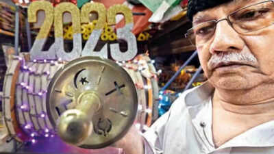 Out of Covid shadow, Uttarayan sets spirits soaring in Gujarat