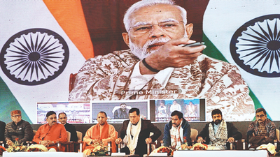 Improved connectivity must for developed India: Narendra Modi