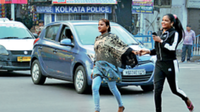 26 Kolkata crossings to get manual boom barriers to curb jaywalking