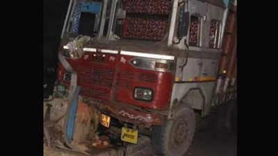 2 killed, 3 injured as truck hits them in UP's Unnao