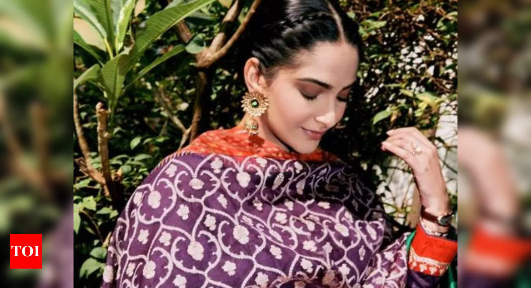 Sonam Kapoor dresses up for Makar Sankranti family puja, netizens call her ‘stunning’ – Pics inside – Times of India
