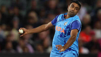 Ravichandran Ashwin wants ODI World Cup matches to start at 11:30am for reducing dew factor