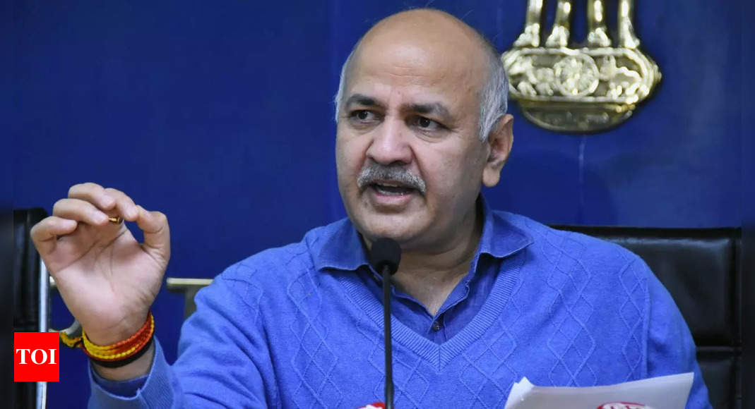 Book babus for poll conspiracy: Sisodia to LG